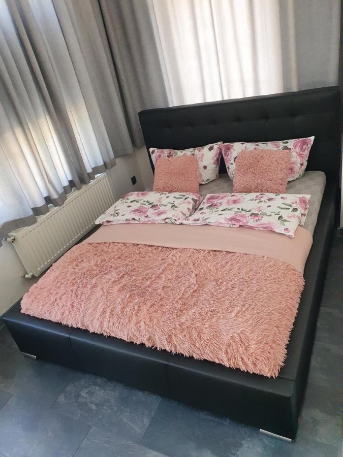 Apartament Sto Metrow Od Morza Świnoujście Εξωτερικό φωτογραφία